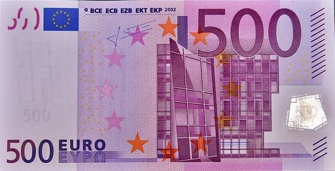 euro €500 bills
